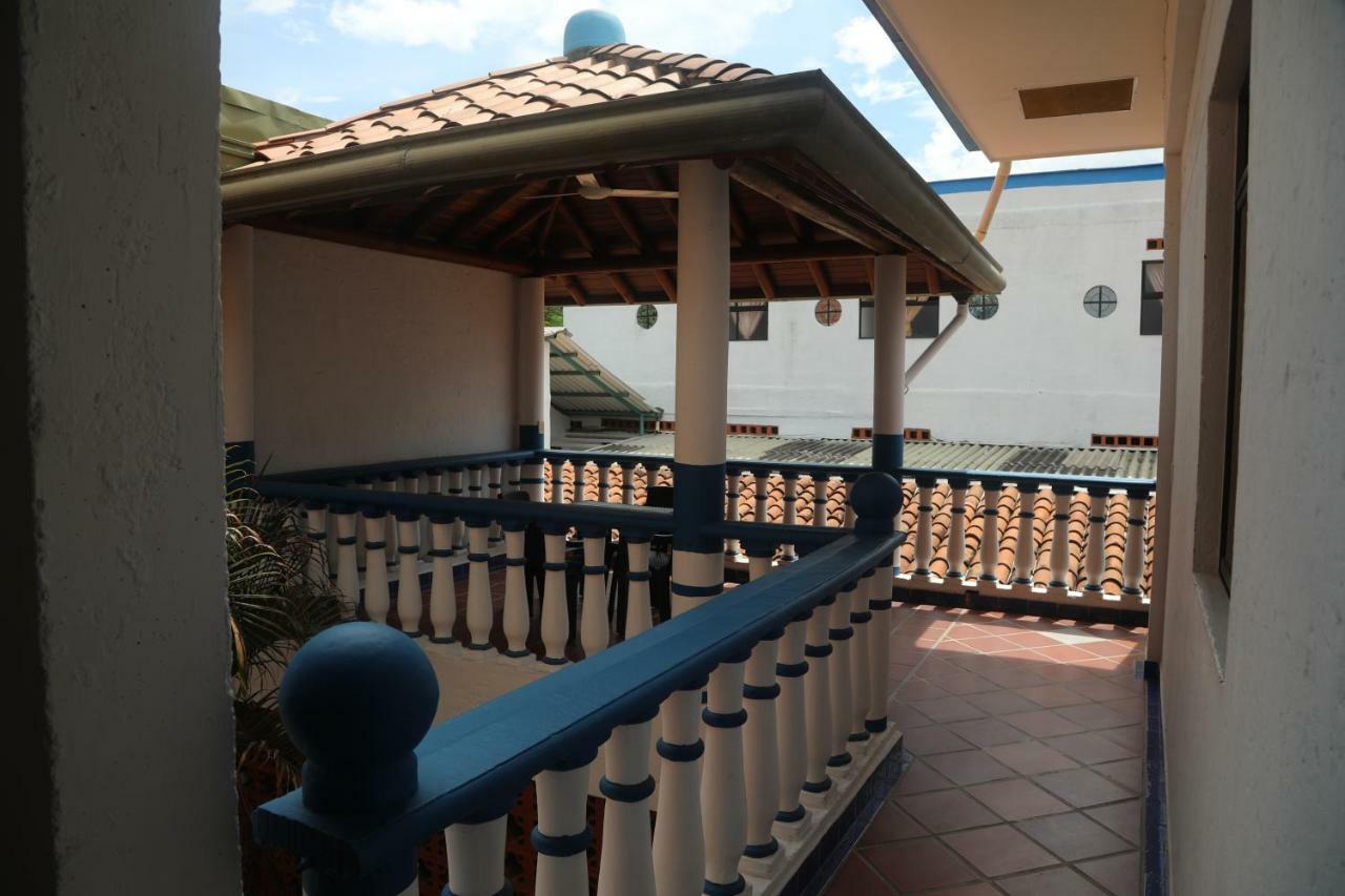 Hospedaje Aquel Almendro Santa Fe de Antioquia Buitenkant foto